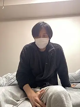 Snapshot of youta200 chatting on 04/01/26, 10:05 youta200 online show from 04/01/26, 10:05