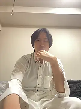 Snapshot of youta200 chatting on 04/13/26, 10:32 youta200 online show from 04/13/26, 10:32