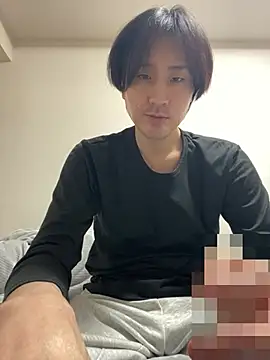 Snapshot of youta200 chatting on 04/17/26, 01:25 youta200 online show from 04/17/26, 01:25