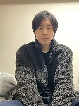 Snapshot of youta200 chatting on 04/19/26, 01:32 youta200 online show from 04/19/26, 01:32