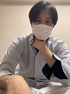 Snapshot of youta200 chatting on 04/21/26, 11:49 youta200 online show from 04/21/26, 11:49