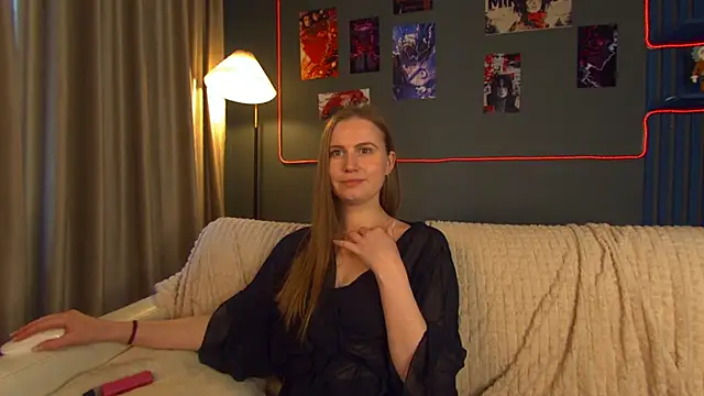 Lover Daisy  online show from 05/09/26, 11:48