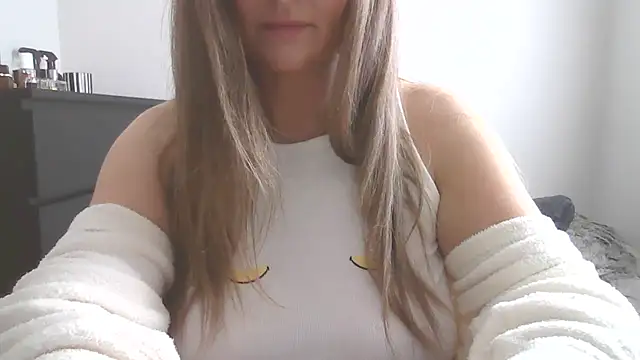 Goddess-GraceX online show from 04/17/26, 02:09