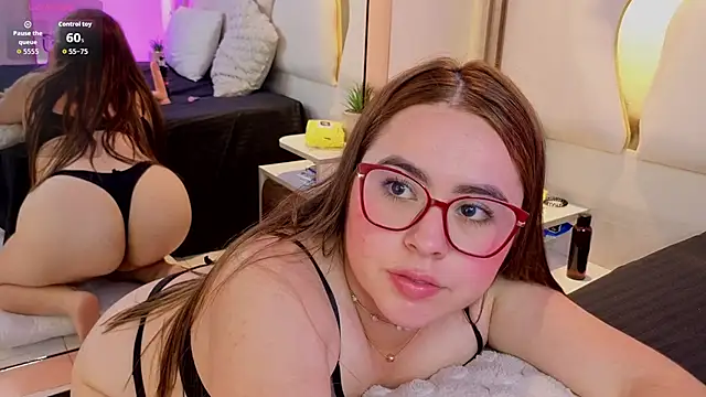 Renata Jones1 online show from 05/11/26, 04:04