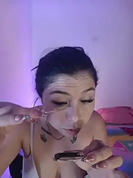 Snapshot of SalomeFire chatting on 07/02/26, 04:57 SalomeFire online show from 07/02/26, 04:57