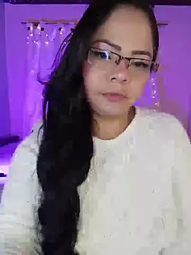 Snapshot of ROUSSE_SINCLAIR chatting on 05/02/26, 11:43 ROUSSE SINCLAIR online show from 05/02/26, 11:43