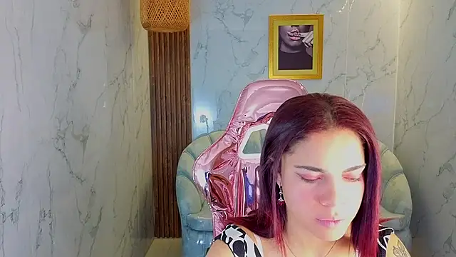 sara 1s online show from 04/10/26, 03:12