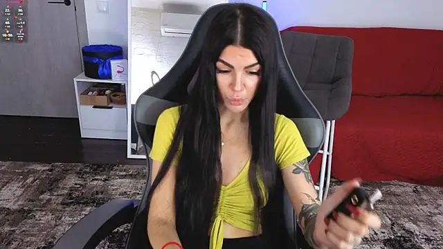 Snapshot of AnacondaOnn chatting on 06/19/26, 07:34 AnacondaOnn online show from 06/19/26, 07:34