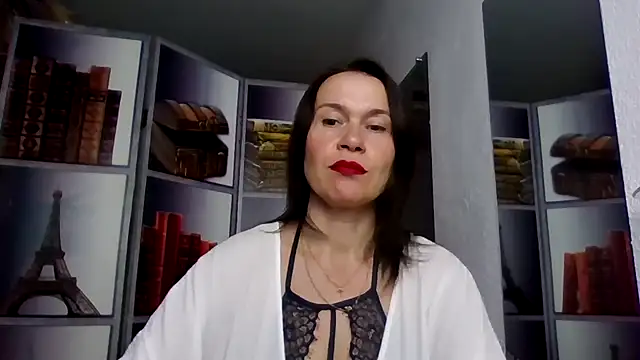 Snapshot of Selena_Moo chatting on 04/17/26, 07:55 Selena Moo online show from 04/17/26, 07:55