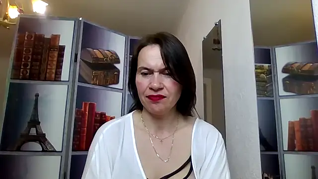 Snapshot of Selena_Moo chatting on 04/23/26, 12:29 Selena Moo online show from 04/23/26, 12:29