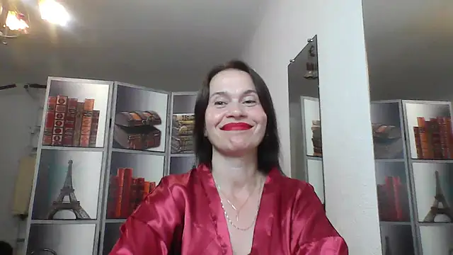 Selena Moo online show from 06/19/26, 09:29
