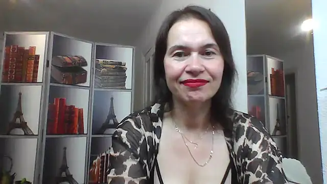 Snapshot of Selena_Moo chatting on 08/06/26, 09:00 Selena Moo online show from 08/06/26, 09:00