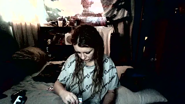 Snapshot of adirajade chatting on 03/26/26, 02:33 adirajade online show from 03/26/26, 02:33