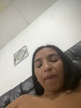 Snapshot of Blowjob-Queen_ chatting on 04/09/26, 04:12 Blowjob-Queen online show from 04/09/26, 04:12