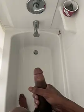 Mr11inchesnluvv online show from 03/26/26, 10:59