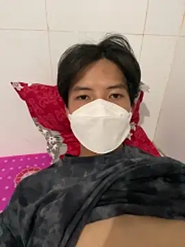 Snapshot of Nguyencuong1999 chatting on 03/20/26, 08:52 Nguyencuong1999 online show from 03/20/26, 08:52