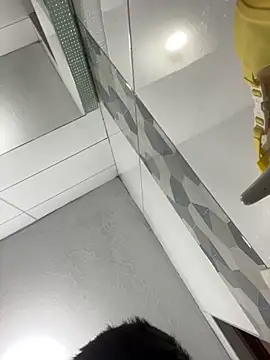 Snapshot of Piero_1369 chatting on 03/21/26, 03:33 Piero 1369 online show from 03/21/26, 03:33