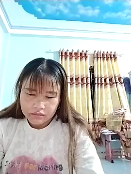 Snapshot of Moubie1 chatting on 05/02/26, 03:06 Moubie1 online show from 05/02/26, 03:06