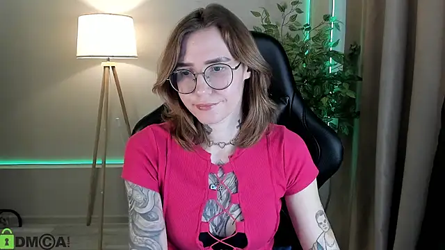 Misha Moss online show from 03/23/26, 09:46