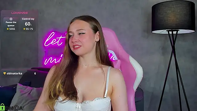 Snapshot of Vanessa_Williamsonn chatting on 07/15/26, 05:29 Vanessa Williamsonn online show from 07/15/26, 05:29