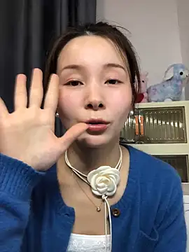 Snapshot of Tingting-rd chatting on 03/24/26, 12:43 Tingting-rd online show from 03/24/26, 12:43