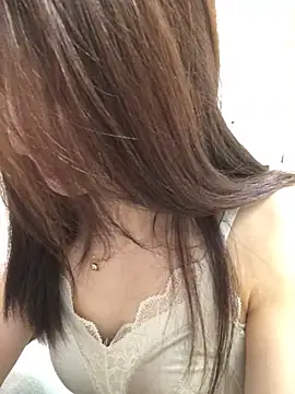 Snapshot of Tingting-rd chatting on 05/01/26, 10:31 Tingting-rd online show from 05/01/26, 10:31