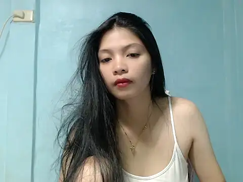 Snapshot of pinay_kitty23 chatting on 04/16/26, 09:21 pinay kitty23 online show from 04/16/26, 09:21