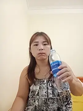 Snapshot of -Bangi- chatting on 05/26/26, 01:23 -Bangi- online show from 05/26/26, 01:23