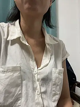 Snapshot of lilysister66 chatting on 07/09/26, 05:06 lilysister66 online show from 07/09/26, 05:06