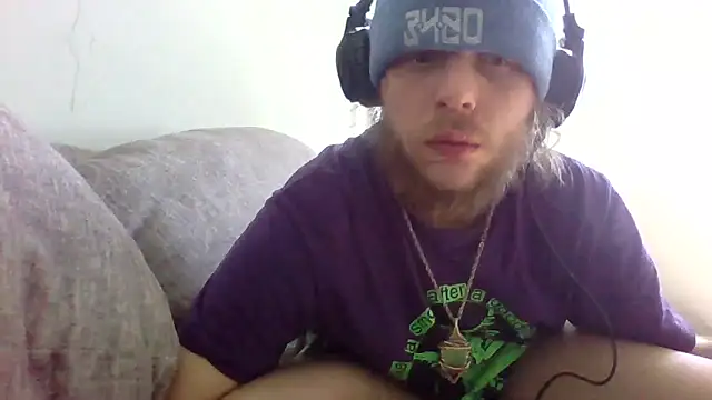 alejandro69420 online show from 04/19/26, 08:44