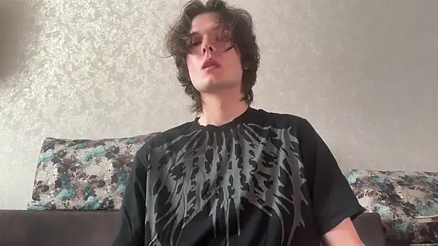 Snapshot of tomasdickpick chatting on 06/15/26, 07:32 tomasdickpick online show from 06/15/26, 07:32