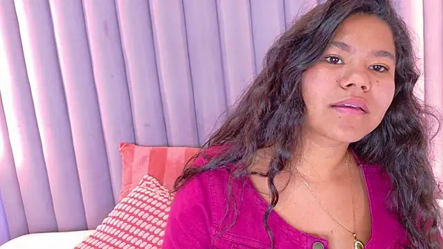 Snapshot of AhslyEvans__ chatting on 03/23/26, 02:54 AhslyEvans online show from 03/23/26, 02:54