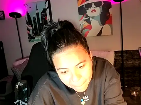 HannaJonns online show from 04/26/26, 08:17
