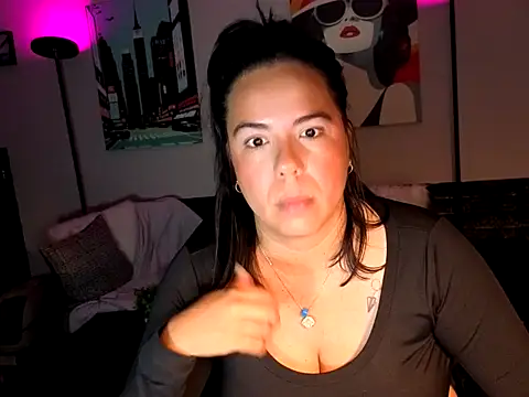 HannaJonns online show from 05/01/26, 12:43