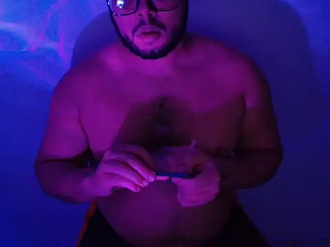 Derick 013 online show from 05/18/26, 05:35