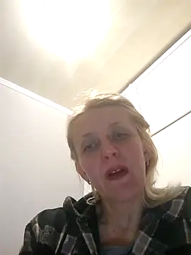 MiaLove183 online show from 03/27/26, 02:06