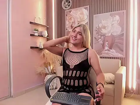 your sissytrans online show from 05/05/26, 11:24