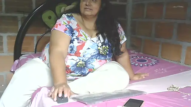 tistmature-69 online show from 08/01/26, 02:38