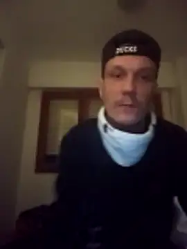 Snapshot of Bladeural chatting on 03/21/26, 03:22 Bladeural online show from 03/21/26, 03:22