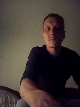 Snapshot of Bladeural chatting on 04/19/26, 09:50 Bladeural online show from 04/19/26, 09:50