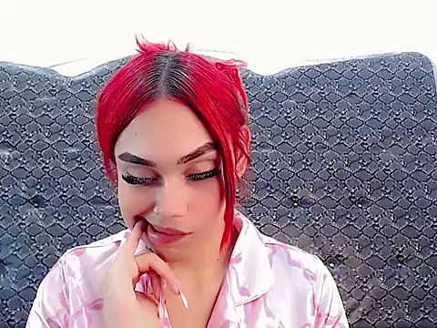 Snapshot of Salome_bichtxx chatting on 04/11/26, 06:45 Salome bichtxx online show from 04/11/26, 06:45
