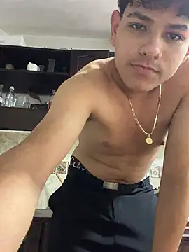 Snapshot of juanma759 chatting on 04/03/26, 03:43 juanma759 online show from 04/03/26, 03:43
