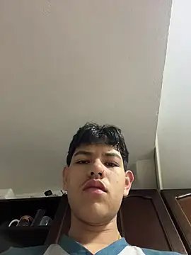 Snapshot of juanma759 chatting on 04/11/26, 11:47 juanma759 online show from 04/11/26, 11:47