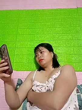Snapshot of Dumi_009 chatting on 04/26/26, 07:39 Dumi 009 online show from 04/26/26, 07:39