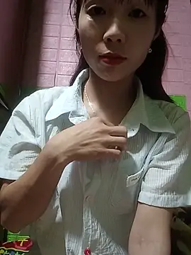 Snapshot of AmyLinee01 chatting on 05/13/26, 10:12 AmyLinee01 online show from 05/13/26, 10:12