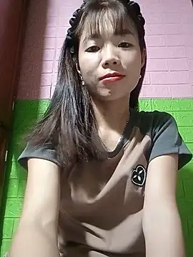Snapshot of AmyLinee01 chatting on 05/18/26, 11:16 AmyLinee01 online show from 05/18/26, 11:16