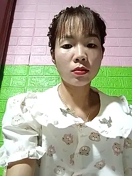 Snapshot of AmyLinee01 chatting on 05/31/26, 05:31 AmyLinee01 online show from 05/31/26, 05:31