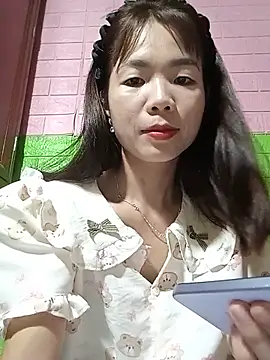 Snapshot of AmyLinee01 chatting on 06/01/26, 07:21 AmyLinee01 online show from 06/01/26, 07:21
