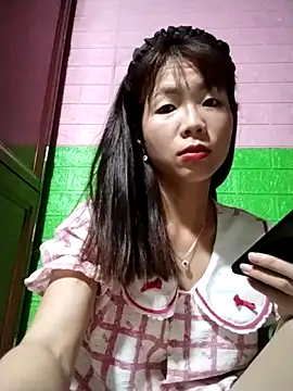 Snapshot of AmyLinee01 chatting on 06/07/26, 09:40 AmyLinee01 online show from 06/07/26, 09:40