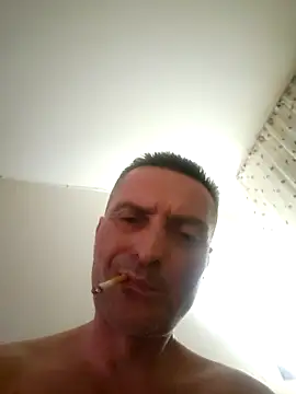 Snapshot of tika_taka chatting on 03/22/26, 01:42 tika taka online show from 03/22/26, 01:42